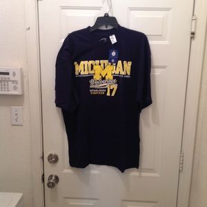 Michigan XL shirt